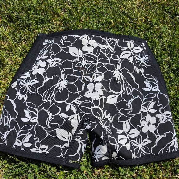 Mormaii Beach Tennis Pro Neoprene wetsuit‎ shorts - Picture 8 of 11